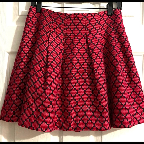 Banana Republic Woman’s Skirt - Picture 2 of 7